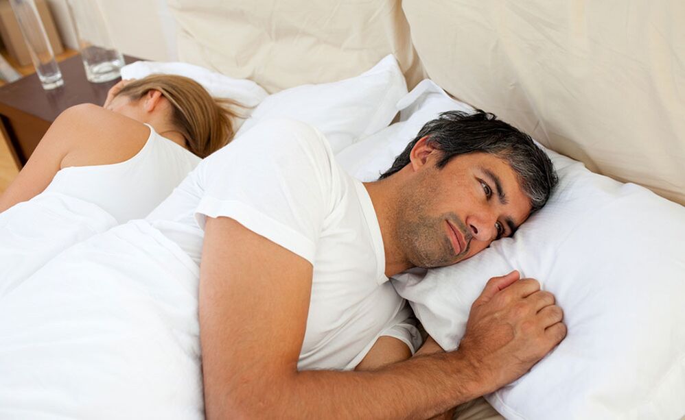 Un home ten problemas coa potencia